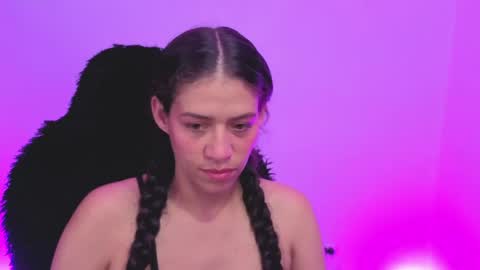 daniela_rivasthl online show from April 10, 6:07 am