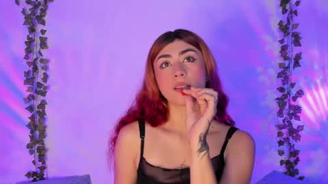 Snapshot of daniela_saenz1 chatting on December 9, 10:41 pm Dani Saenz online show from December 9, 10:41 pm