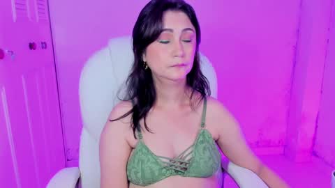 Daniela online show from February 6, 10:48 am