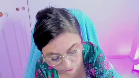 Daniela online show from November 22, 7:40 am