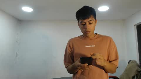 Snapshot of danielitopapii chatting on October 21, 11:44 am danielitopapii online show from October 21, 11:44 am