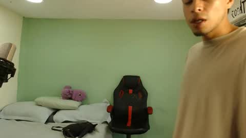 danielitopapii online show from January 14, 4:45 pm