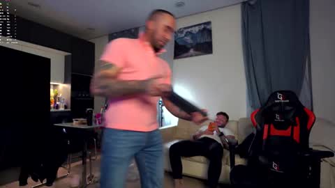 Daniel Kraig online show from February 8, 3:37 pm