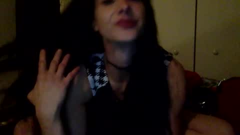 Snapshot of daniellbisous chatting on November 19, 4:23 am daniellbisous online show from November 19, 4:23 am