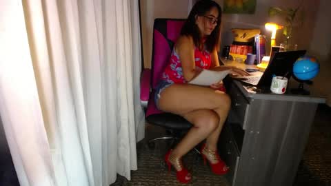 Angie online show from May 9, 7:52 pm