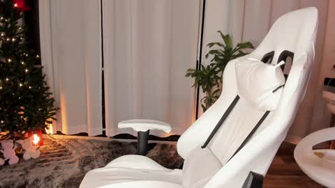 Snapshot of danii_jimenez chatting on December 27, 11:31 pm Daniela online show from December 27, 11:31 pm