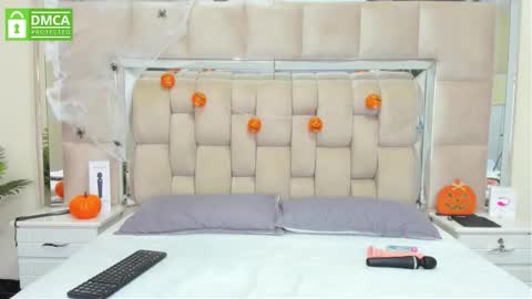 Snapshot of daniiela_beteche777 chatting on November 1, 12:29 pm DANIELA online show from November 1, 12:29 pm