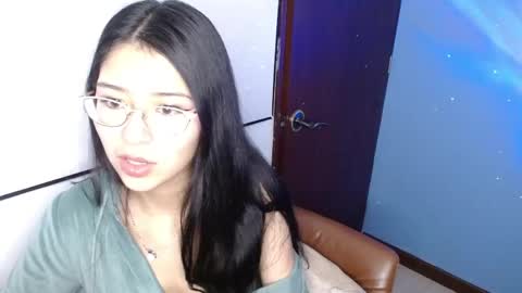 Snapshot of daniirizo chatting on May 4, 10:55 am Dani online show from May 4, 10:55 am