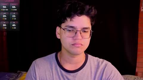 Snapshot of danijungle chatting on October 26, 11:49 am Daniel online show from October 26, 11:49 am