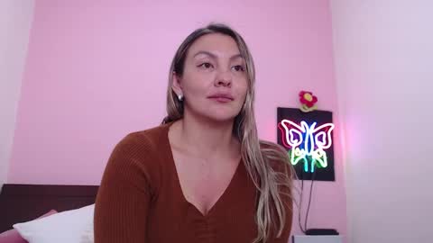 Snapshot of danika_bellaa chatting on January 11, 1:37 am K A R O L online show from January 11, 1:37 am