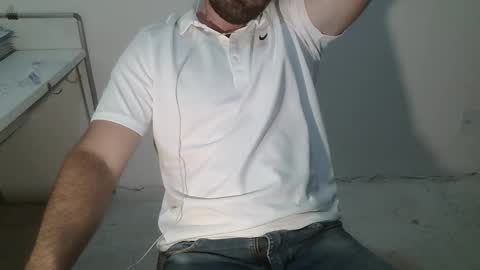 Snapshot of danioli614 chatting on November 28, 12:13 am Dani Oli online show from November 28, 12:13 am