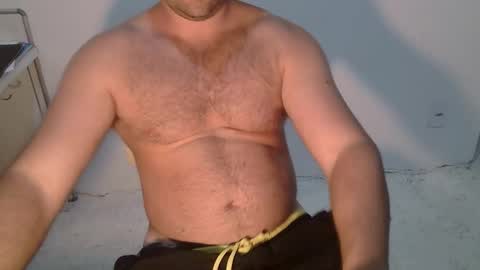 Snapshot of danioli614 chatting on January 14, 2:28 am Dani Oli online show from January 14, 2:28 am