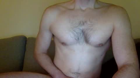 Snapshot of danishguysdicks chatting on February 15, 6:12 pm Buzzy online show from February 15, 6:12 pm