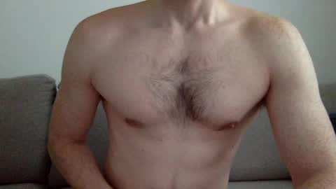 Snapshot of danishguysdicks chatting on March 11, 8:20 am Buzzy online show from March 11, 8:20 am