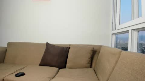 dani online show from November 9, 11:25 pm