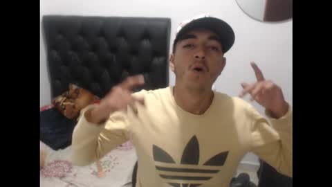 daniel segura online show from December 2, 9:54 pm