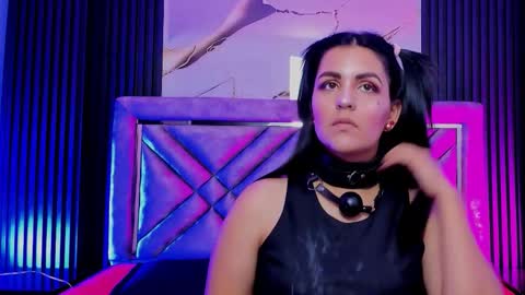 Snapshot of daniwhatson chatting on October 16, 12:22 am Dani whatson online show from October 16, 12:22 am