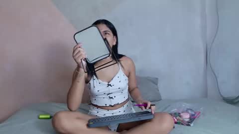 Snapshot of danka_smith chatting on September 16, 11:50 pm danka_smith online show from September 16, 11:50 pm