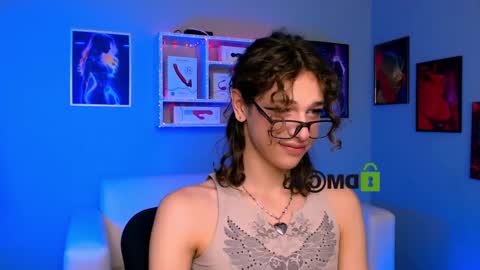 dann foxy online show from October 10, 9:08 am