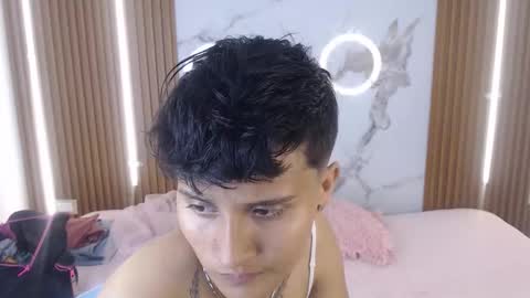 Danniela y Victoria online show from March 20, 8:03 pm