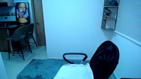 Snapshot of danna__ross chatting on September 26, 12:25 am Danna Ross online show from September 26, 12:25 am