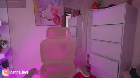 Snapshot of danna_lovs chatting on October 21, 5:35 pm Danna Lovs online show from October 21, 5:35 pm