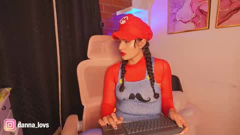 Snapshot of danna_lovs chatting on October 31, 7:26 pm Danna Lovs online show from October 31, 7:26 pm