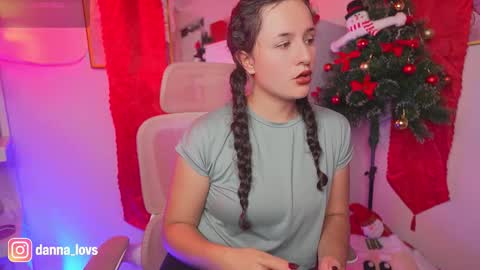 Snapshot of danna_lovs chatting on November 21, 5:33 pm Danna Lovs online show from November 21, 5:33 pm