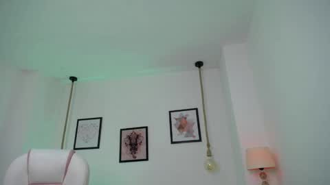 Danna online show from April 17, 11:52 pm