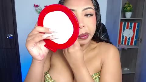 Snapshot of danna_schmidt23 chatting on April 16, 11:44 am Danna online show from April 16, 11:44 am