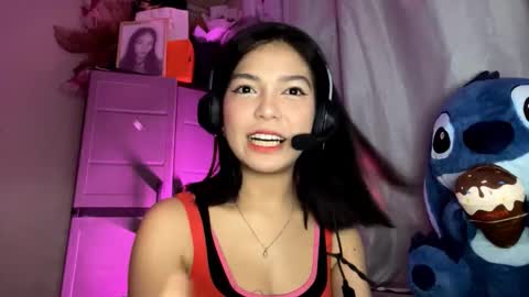 Snapshot of dannachalow chatting on February 16, 10:33 am Kerry online show from February 16, 10:33 am