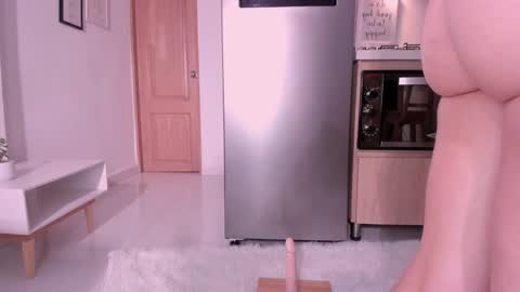 Snapshot of dannahyde chatting on March 11, 12:00 am Insta DannaBlueX online show from March 11, 12:00 am