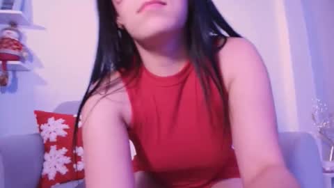 Snapshot of dannahyde chatting on December 2, 8:48 pm Insta DannaBlueX online show from December 2, 8:48 pm