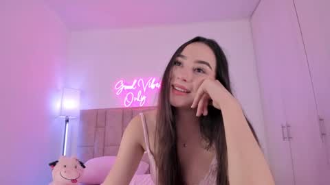 Snapshot of dannate1 chatting on January 30, 11:55 pm danna online show from January 30, 11:55 pm