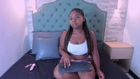 Dannawhisper   online show from May 13, 11:40 am