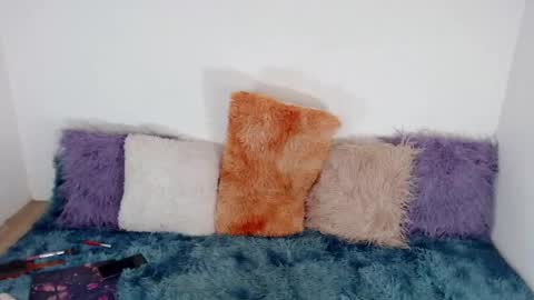 Dannica Spearson Hart online show from April 18, 2:37 am