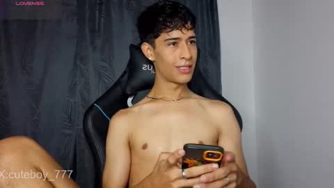 Danny online show from January 8, 6:54 pm