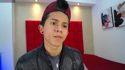 Snapshot of danny__santoro chatting on September 10, 12:49 pm Danny online show from September 10, 12:49 pm