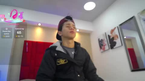 Snapshot of danny__santoro chatting on September 14, 12:59 pm Danny online show from September 14, 12:59 pm