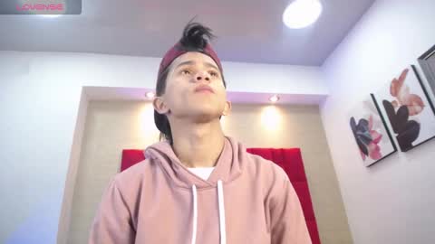 Snapshot of danny__santoro chatting on October 21, 1:12 pm Danny online show from October 21, 1:12 pm