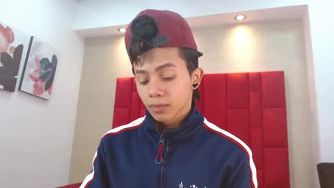 Snapshot of danny__santoro chatting on November 7, 1:22 pm Danny online show from November 7, 1:22 pm