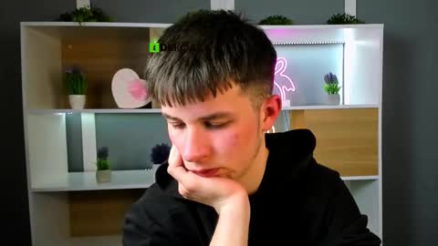 danny_dark1 online show from March 30, 6:42 pm