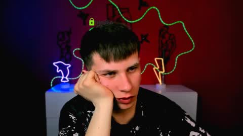 danny_dark1 online show from April 14, 6:47 pm