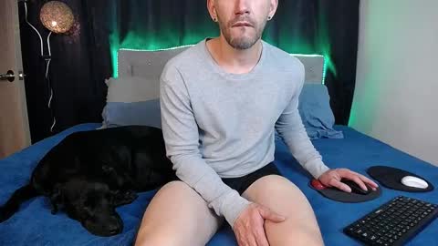 Snapshot of danny_hot_fun chatting on September 21, 5:09 am Danny and Alex online show from September 21, 5:09 am