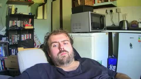 Snapshot of dannyb0y95 chatting on September 15, 1:33 pm Danny online show from September 15, 1:33 pm