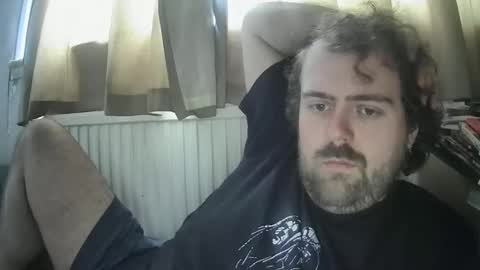 Snapshot of dannyb0y95 chatting on November 11, 10:59 am Danny online show from November 11, 10:59 am