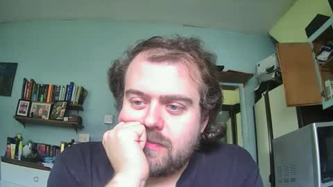 Snapshot of dannyb0y95 chatting on December 1, 10:09 am Danny online show from December 1, 10:09 am