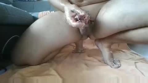 Snapshot of danrud81 chatting on December 4, 9:51 am Daniel online show from December 4, 9:51 am