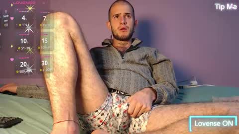 Snapshot of dante_bear chatting on October 23, 2:22 am dante_bear online show from October 23, 2:22 am