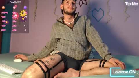 dante_bear online show from February 13, 11:23 pm